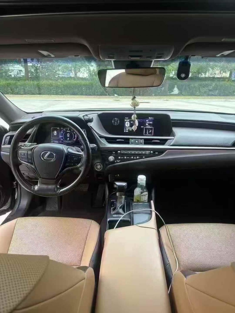 菏泽21年雷克萨斯ES4