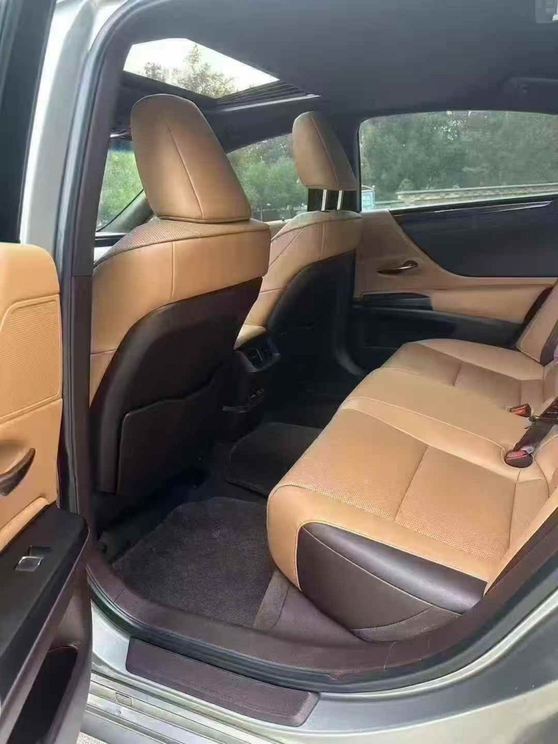 菏泽21年雷克萨斯ES6