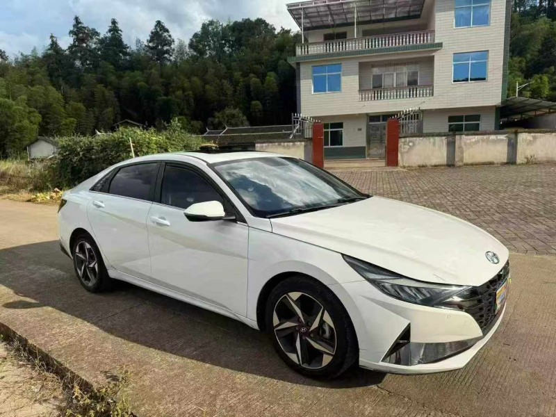 厦门23年现代伊兰特3