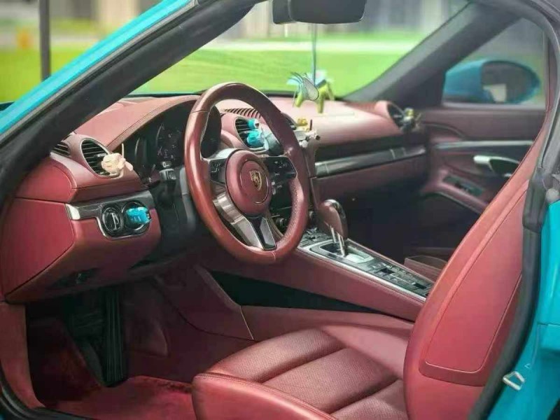 南平19年保时捷7185