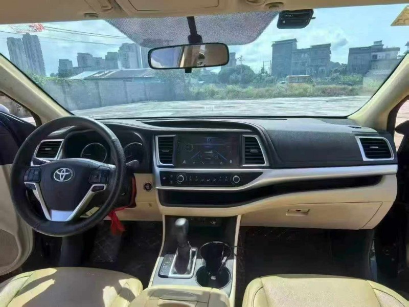 钦州19年丰田汉兰达4