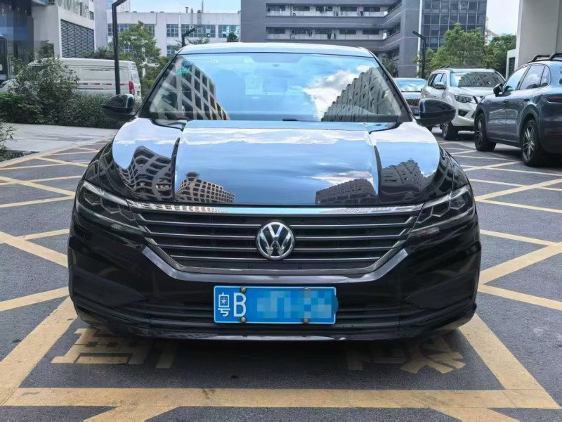 深圳19年大众朗逸1