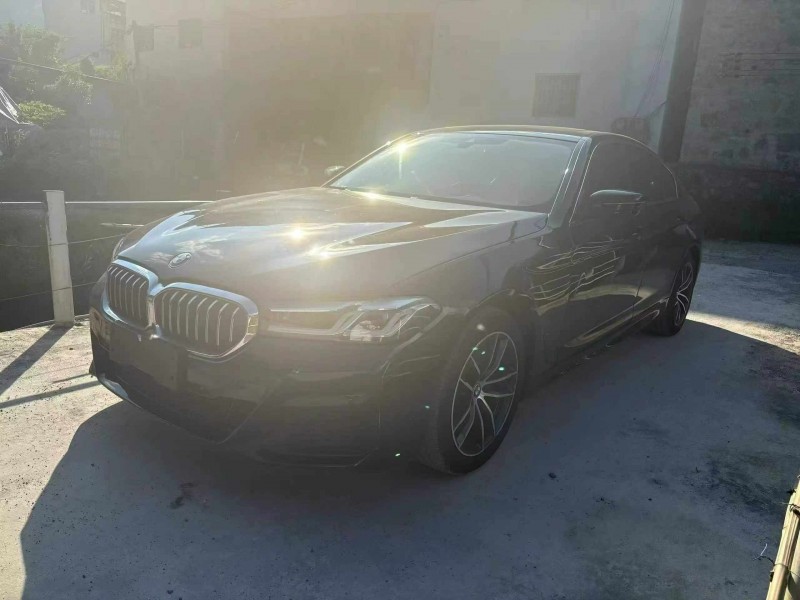 遵义21年宝马5系3