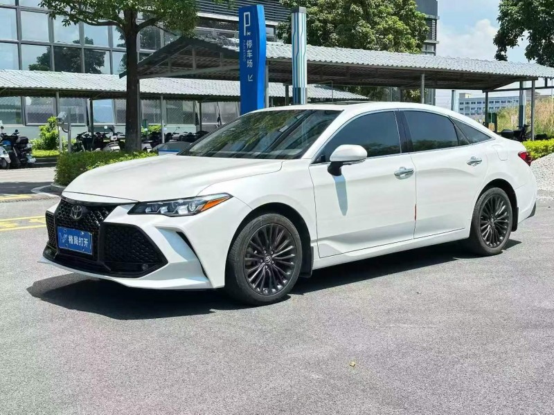 济宁21年丰田亚洲龙2