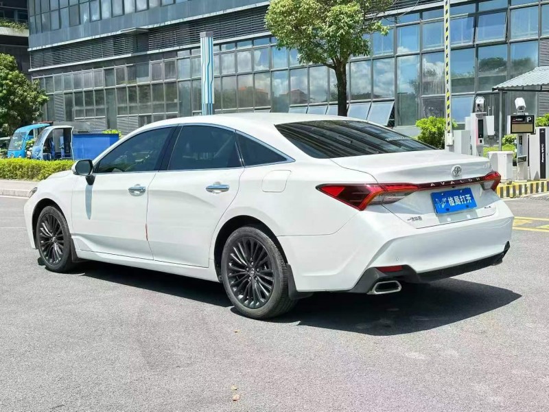 济宁21年丰田亚洲龙7