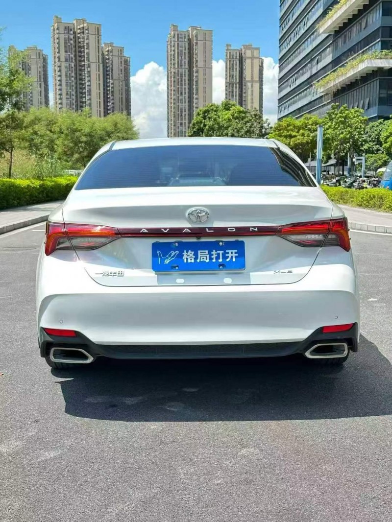 济宁21年丰田亚洲龙9