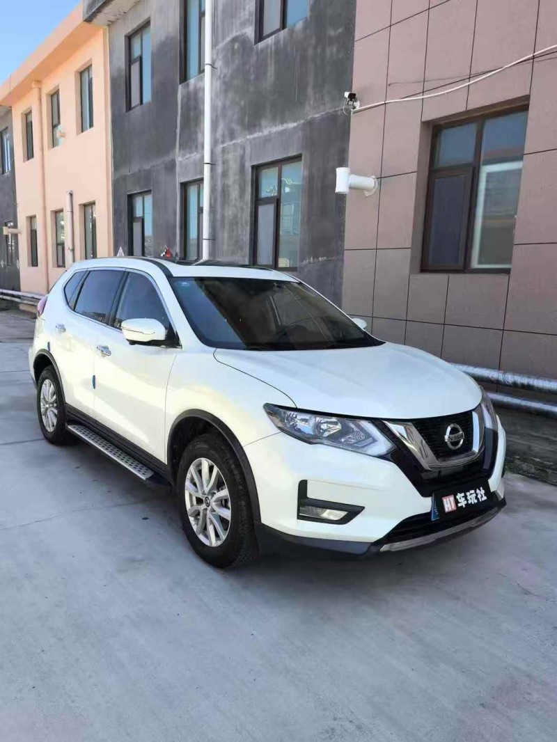 莱芜20年日产奇骏3