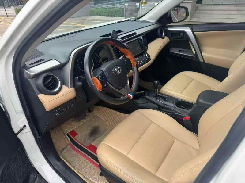济宁18年丰田RAV4荣放5