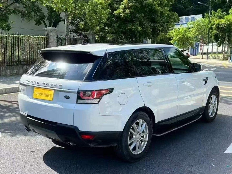 广州17年路虎揽胜运动7