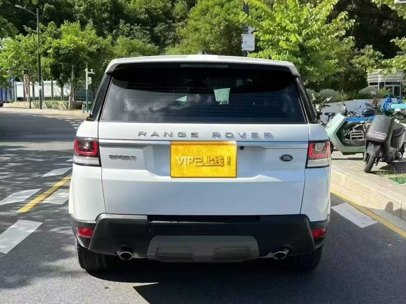 广州17年路虎揽胜运动8