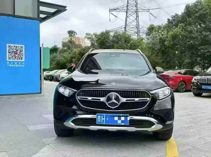 广州23年奔驰GLC1