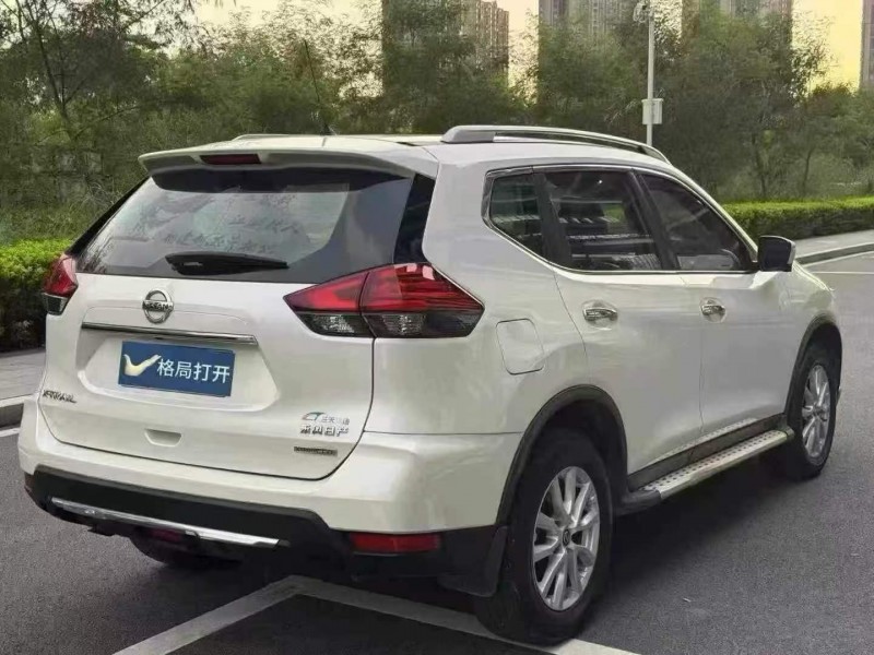 东莞20年日产奇骏8