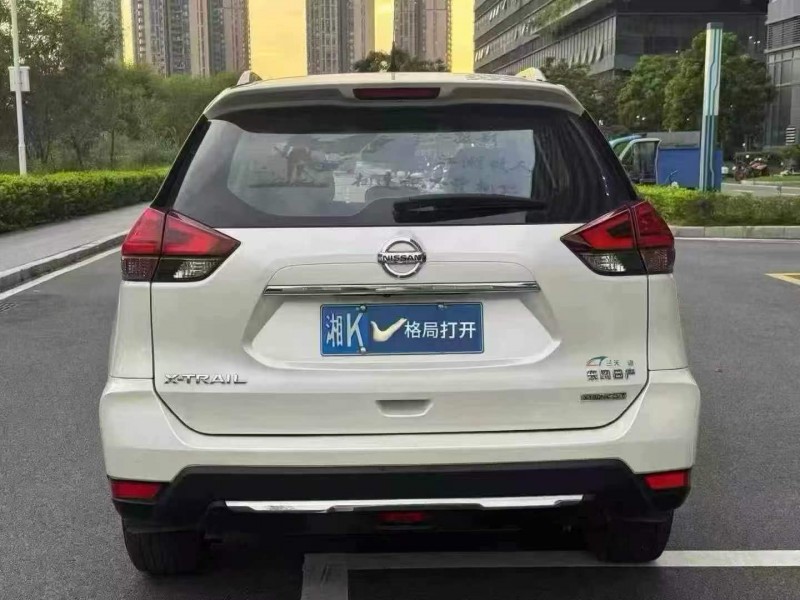 东莞20年日产奇骏9