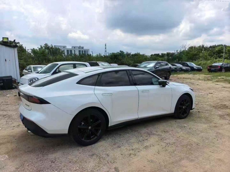 青岛24年长安汽车UNI8