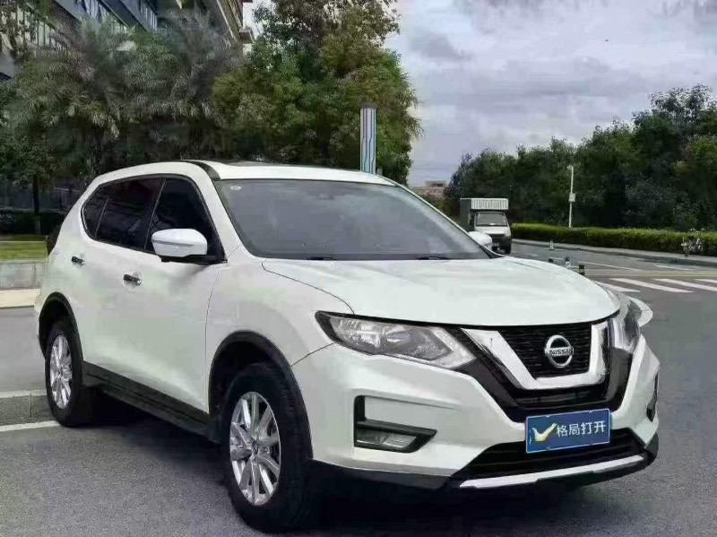 东莞21年日产奇骏2