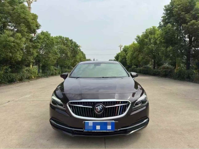 苏州18年别克君越1