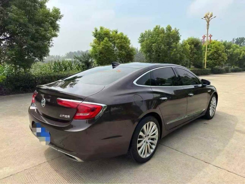 苏州18年别克君越9