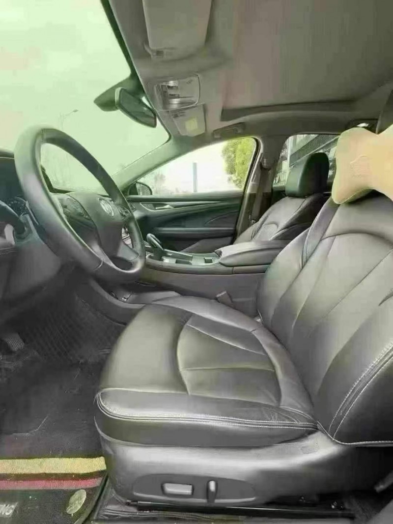 东莞21年别克君越4