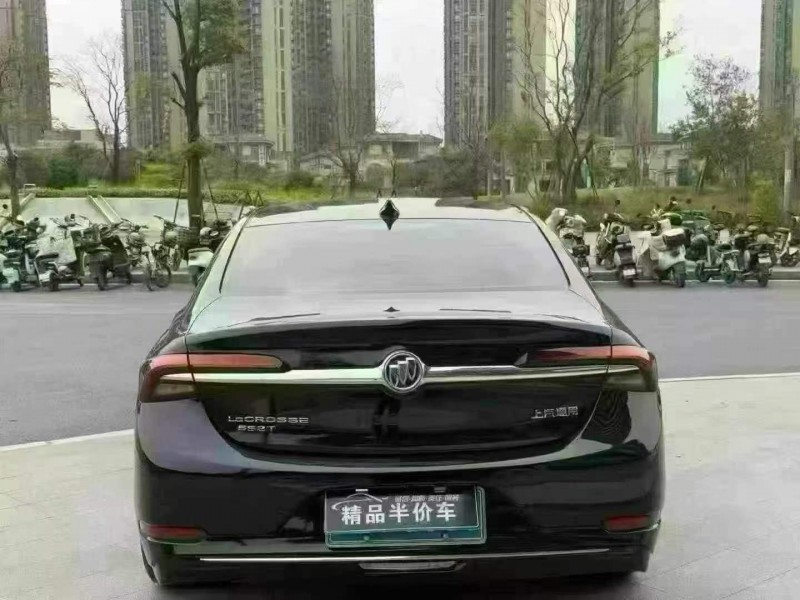 东莞21年别克君越9