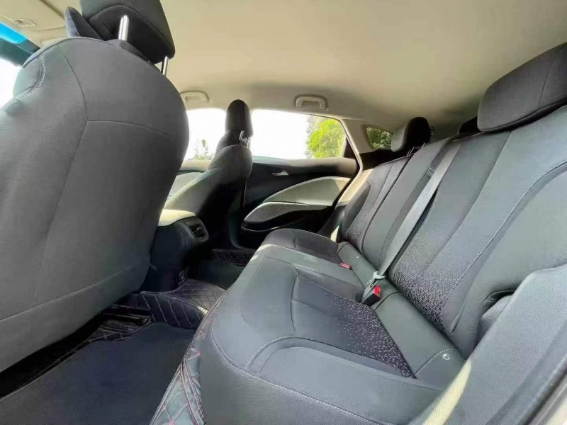 东莞22年别克微蓝5