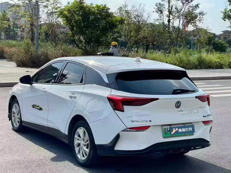 东莞22年别克微蓝7