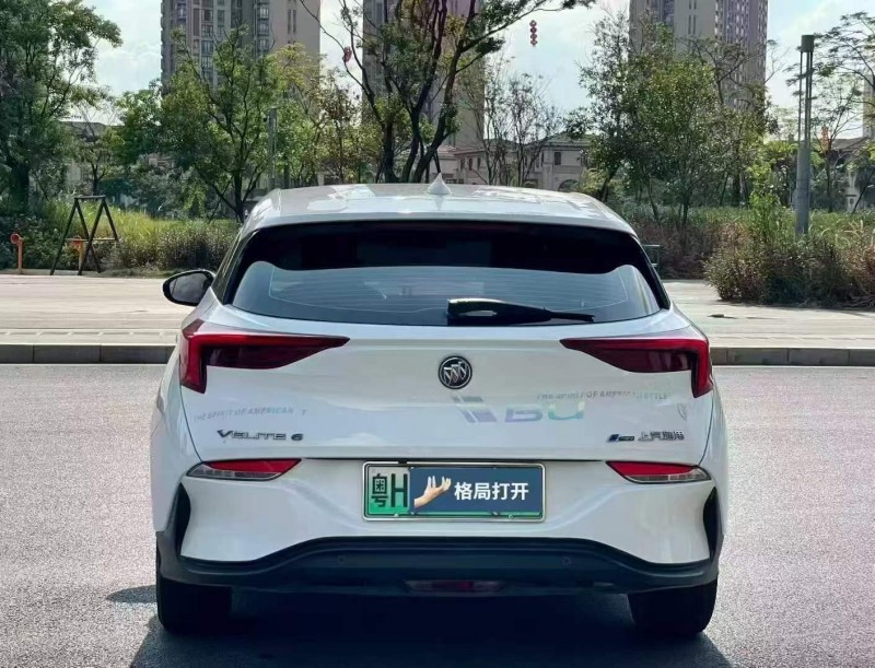 东莞22年别克微蓝9