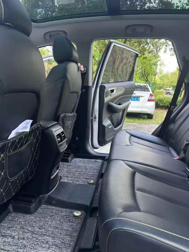 广州21年荣威RX56