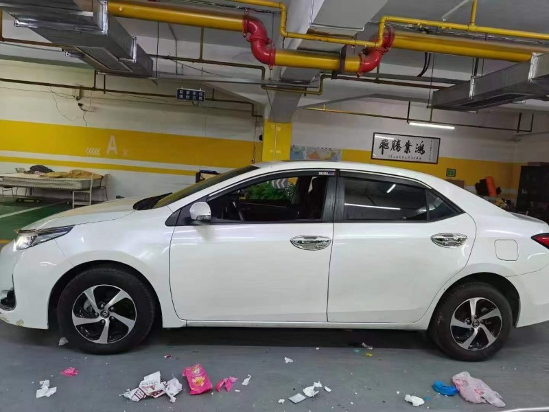 孝感17年丰田雷凌3