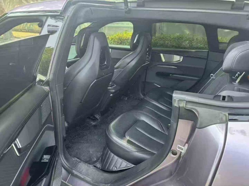 青岛23年高合汽车HiPhi Y5