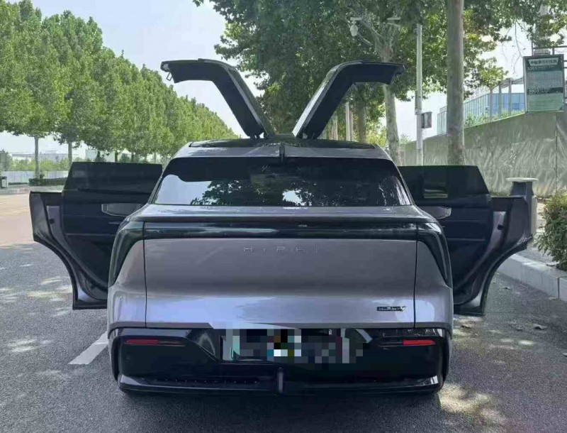 青岛23年高合汽车HiPhi Y6