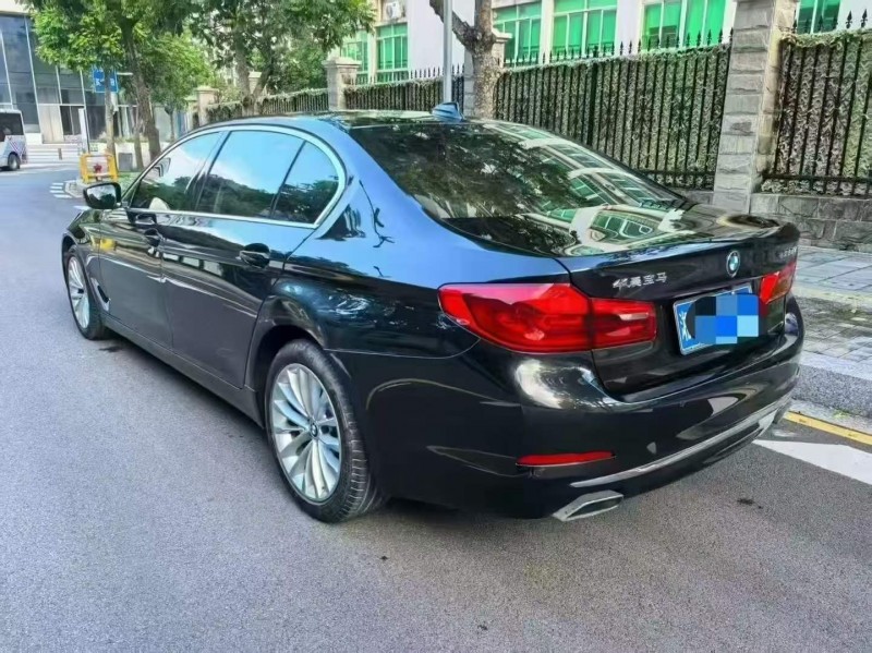 广州20年宝马5系8