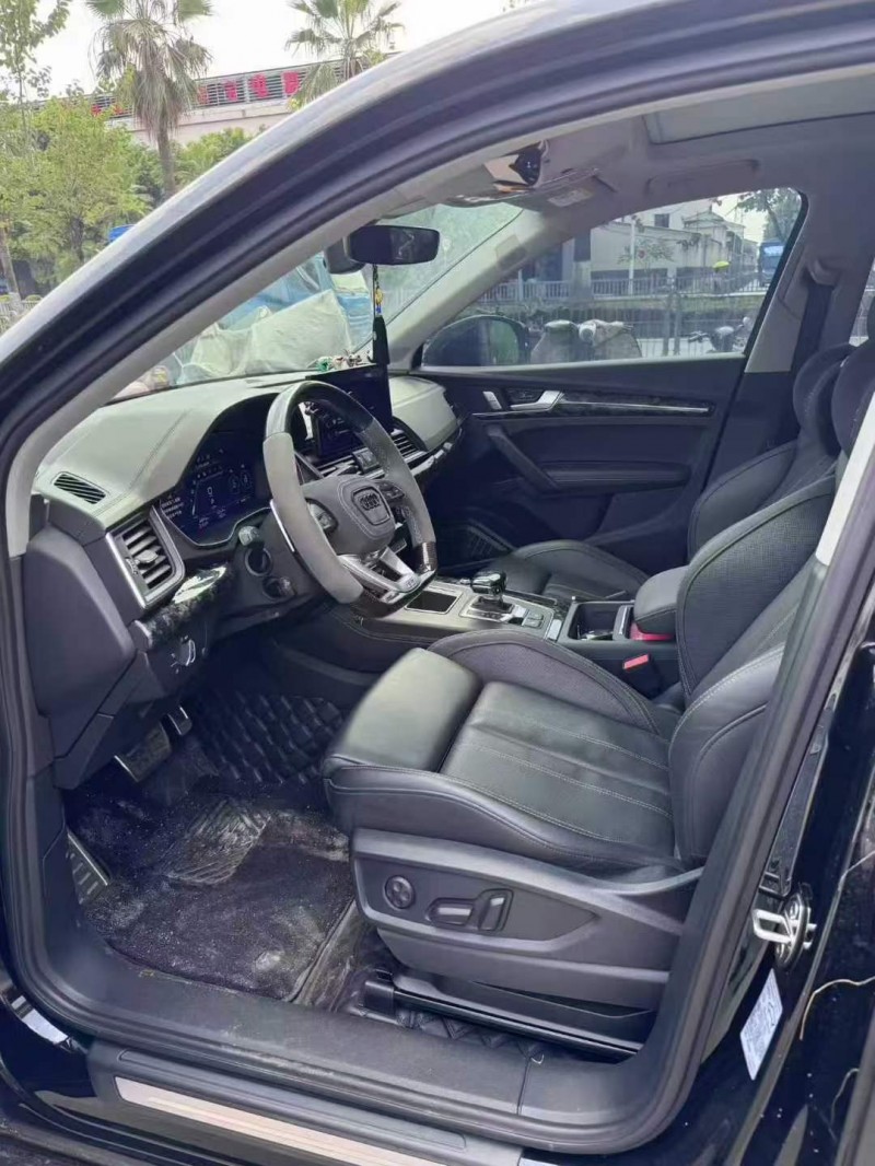 广州22年奥迪Q54