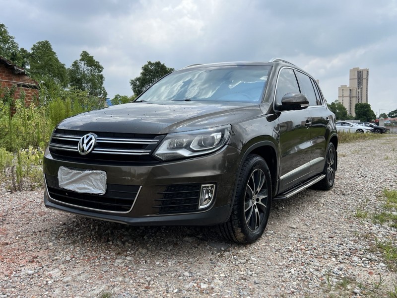 娄底16年大众途观3