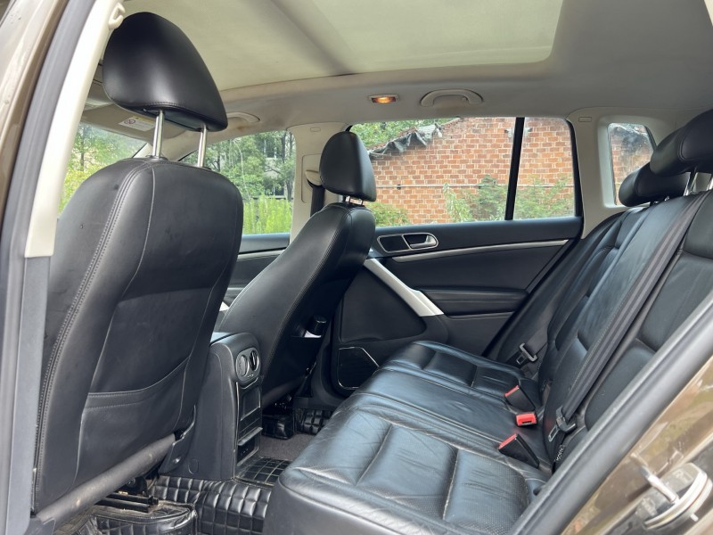 娄底16年大众途观4