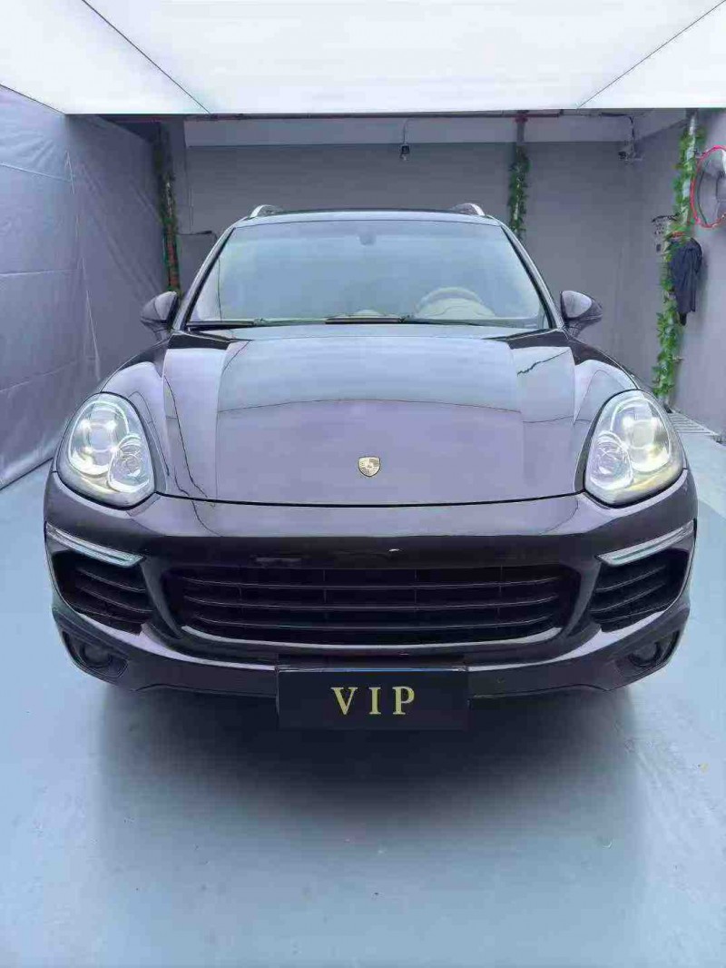 惠州15年保时捷卡宴1