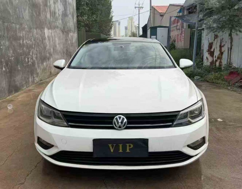 青岛18年大众凌渡1