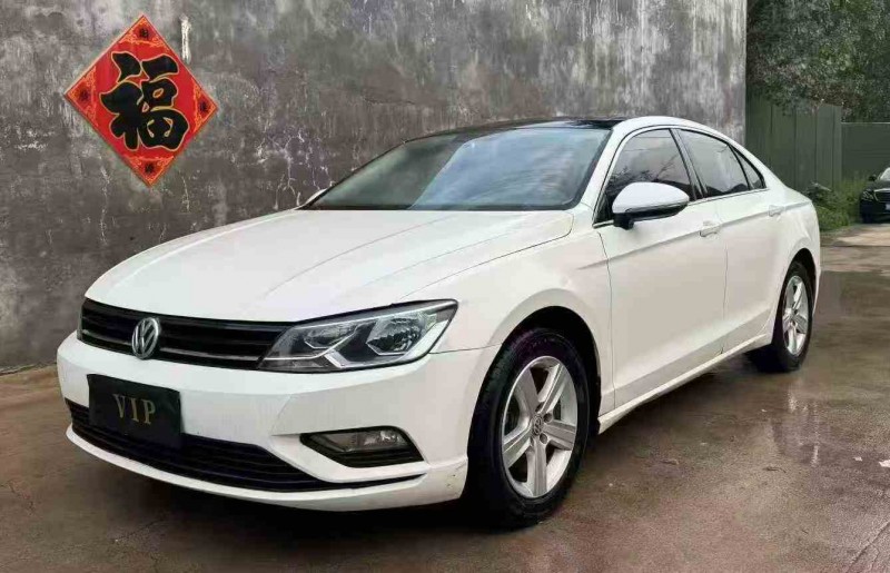 青岛18年大众凌渡3