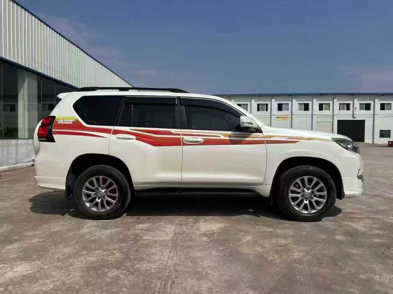 襄阳19年丰田普拉多4