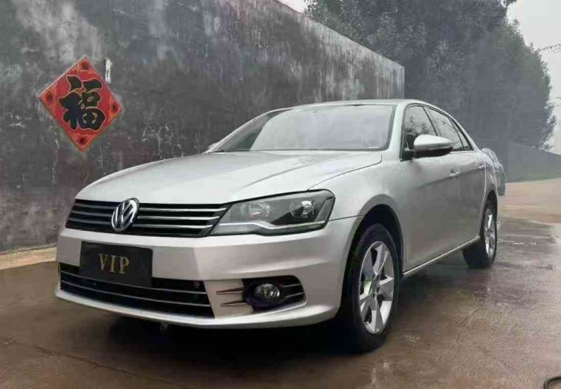 青岛15年大众宝来3