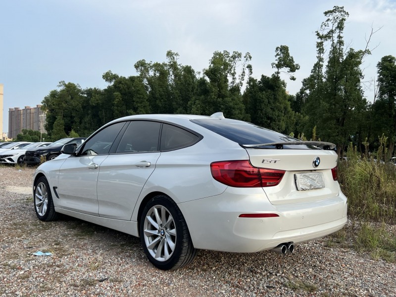 岳阳18年宝马3系6