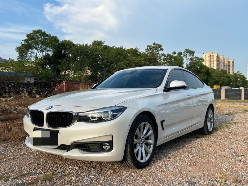 岳阳18年宝马3系7