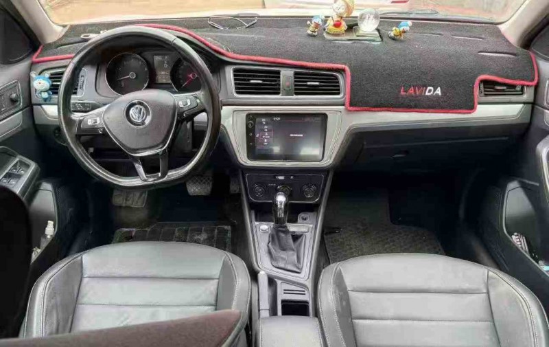 青岛18年大众朗行4