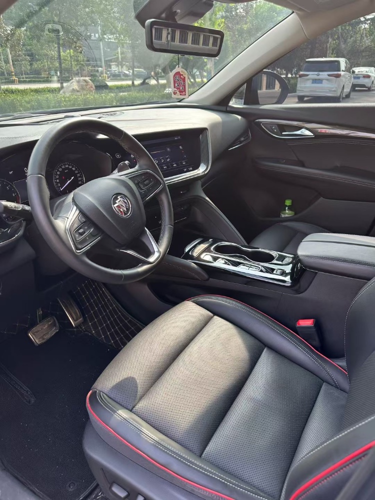 枣庄21年别克昂科威8