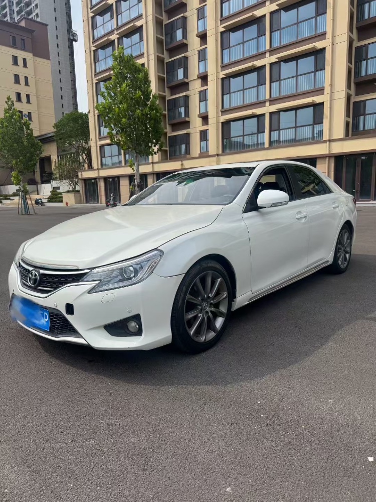 枣庄16年丰田锐志2