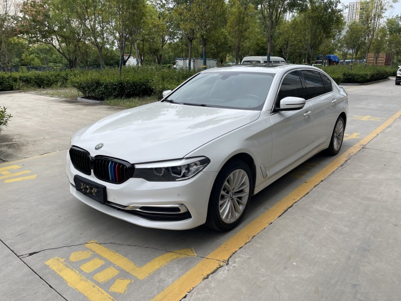 济宁19年宝马5系3