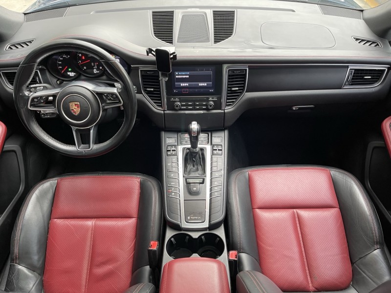 济宁17年保时捷Macan4