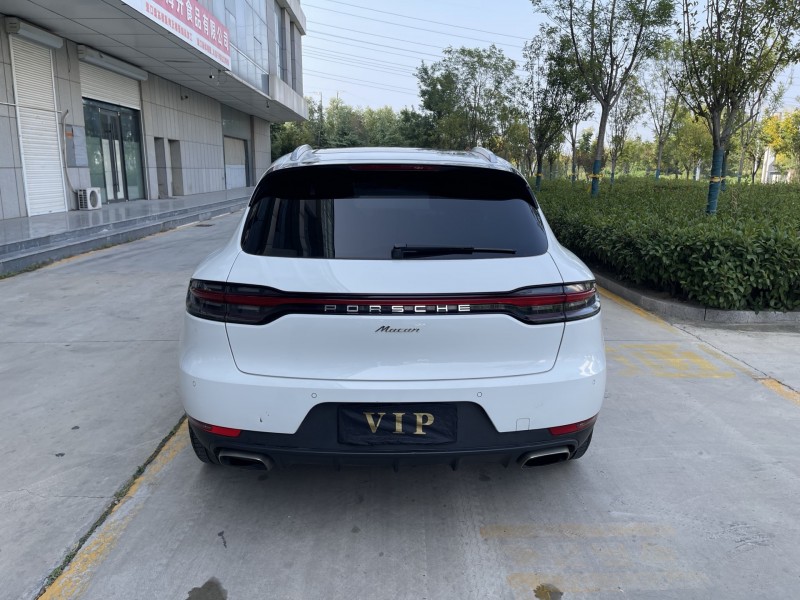 潍坊19年保时捷Macan9