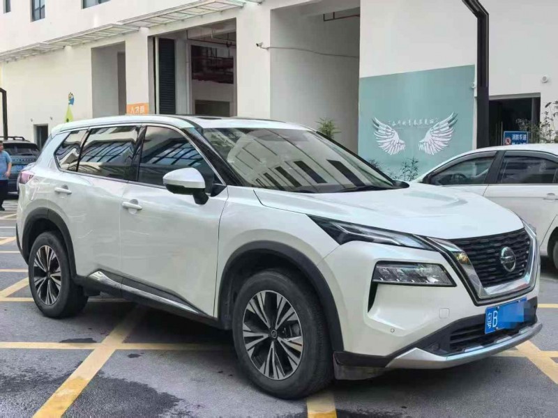 广州22年日产奇骏2