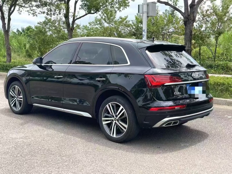 福州22年奥迪Q58