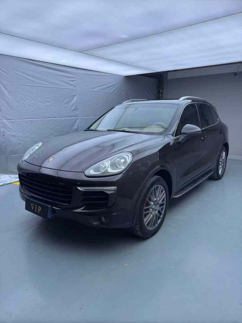 佛山15年保时捷卡宴2